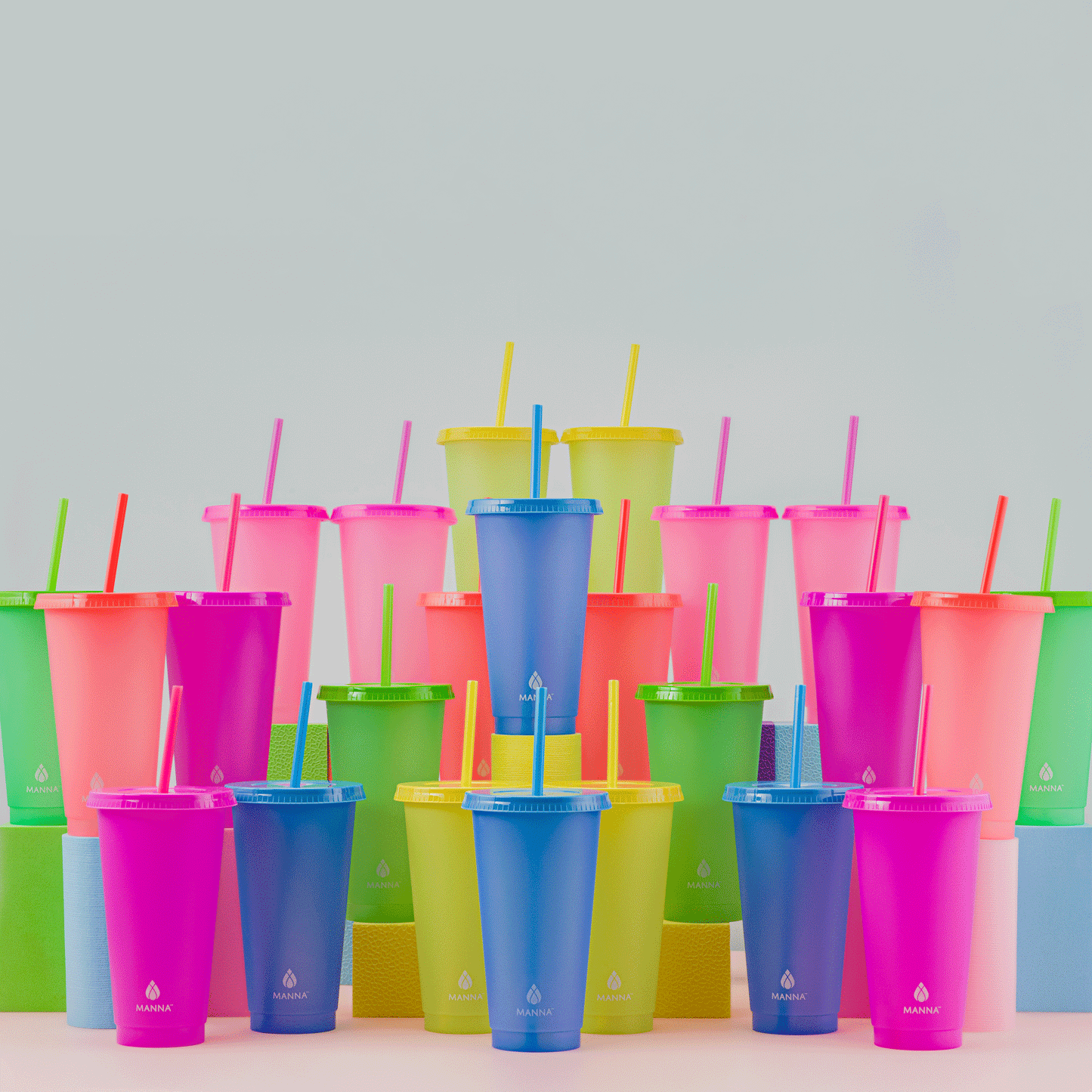 24-piece-original-color-changing-cup-set-a9 A0029811.gif