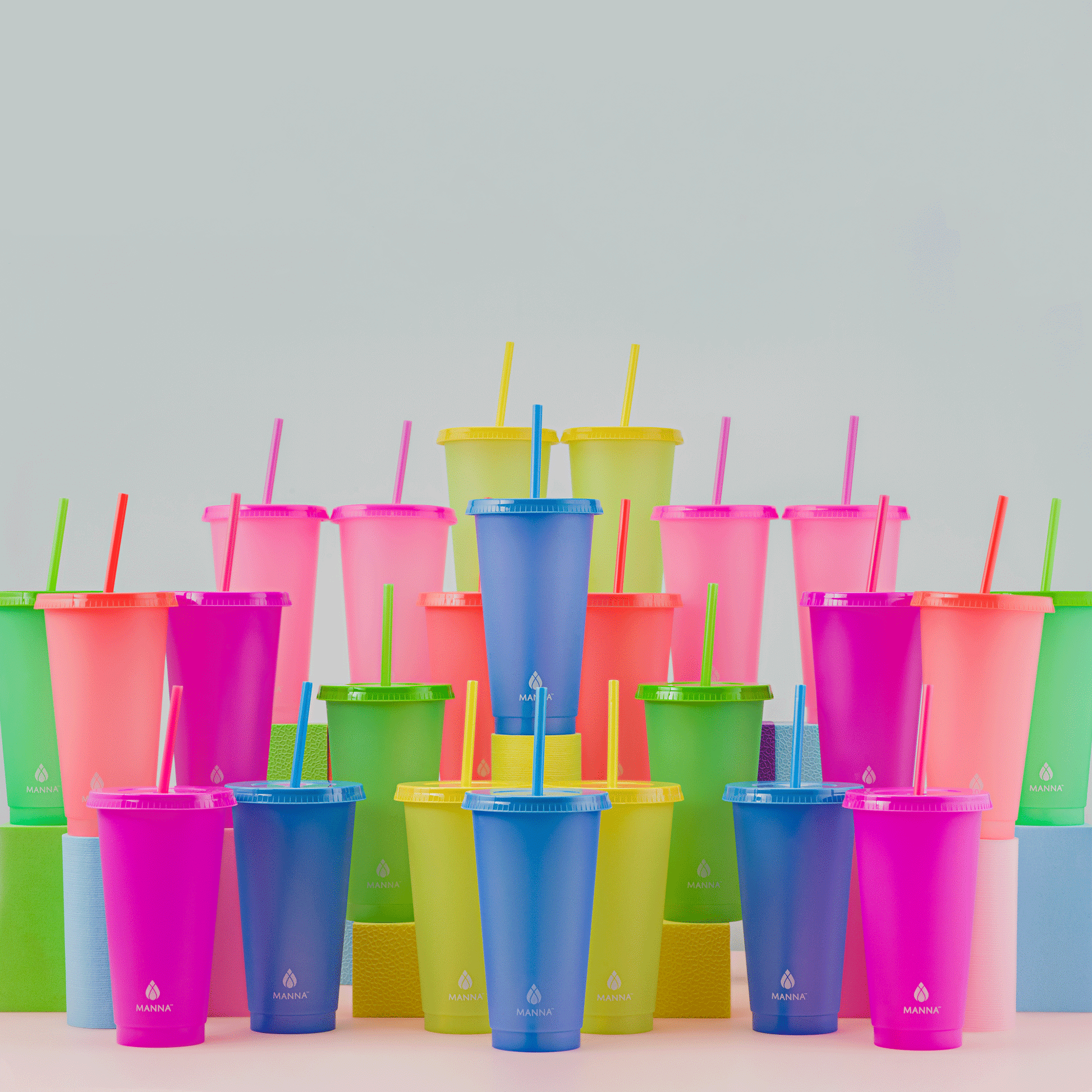 24-piece-original-color-changing-cup-set-a9 A0029811.gif